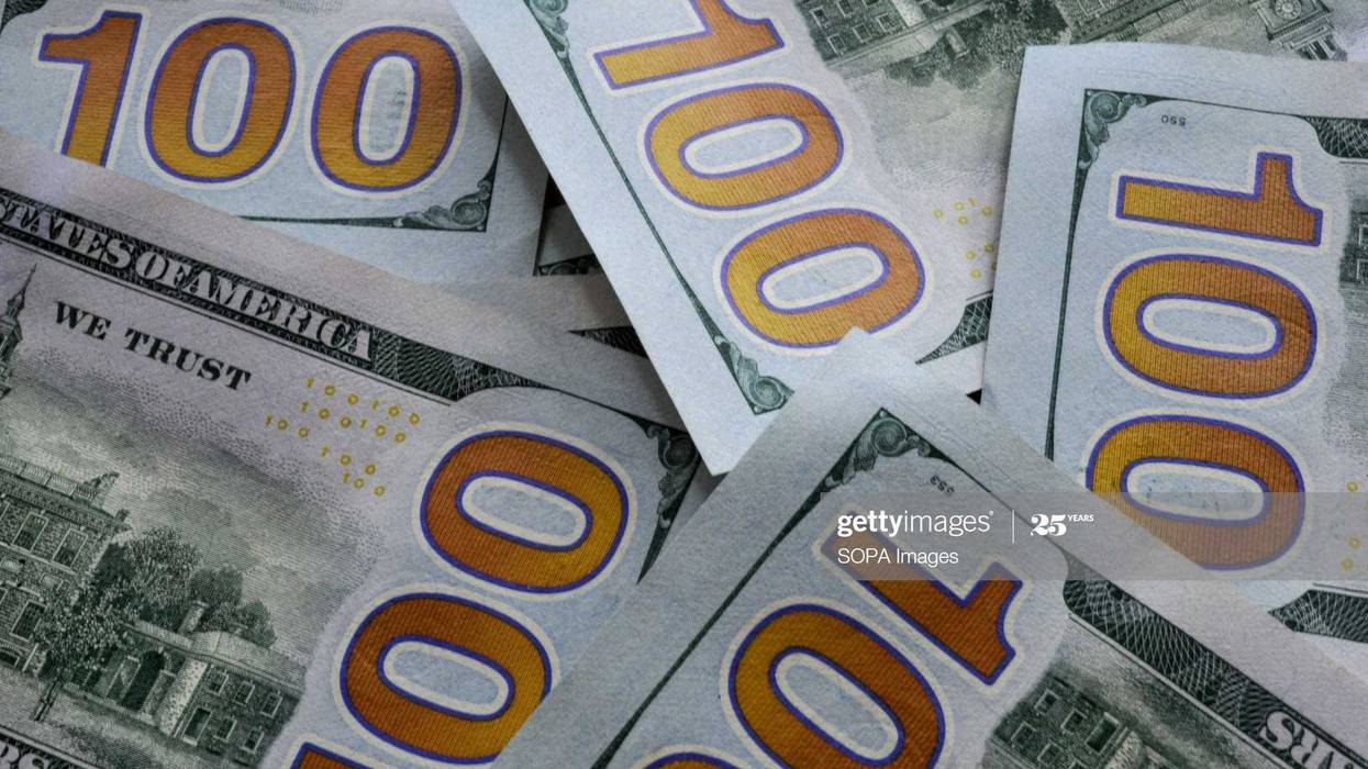 $100 bills of US currency