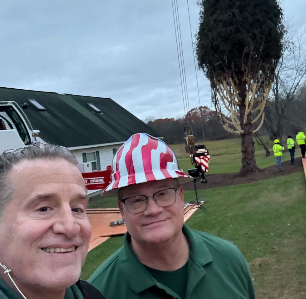 1010 WINS reporter Glenn Schuck with Erik Pauze, the head gardener for Rockefeller Center