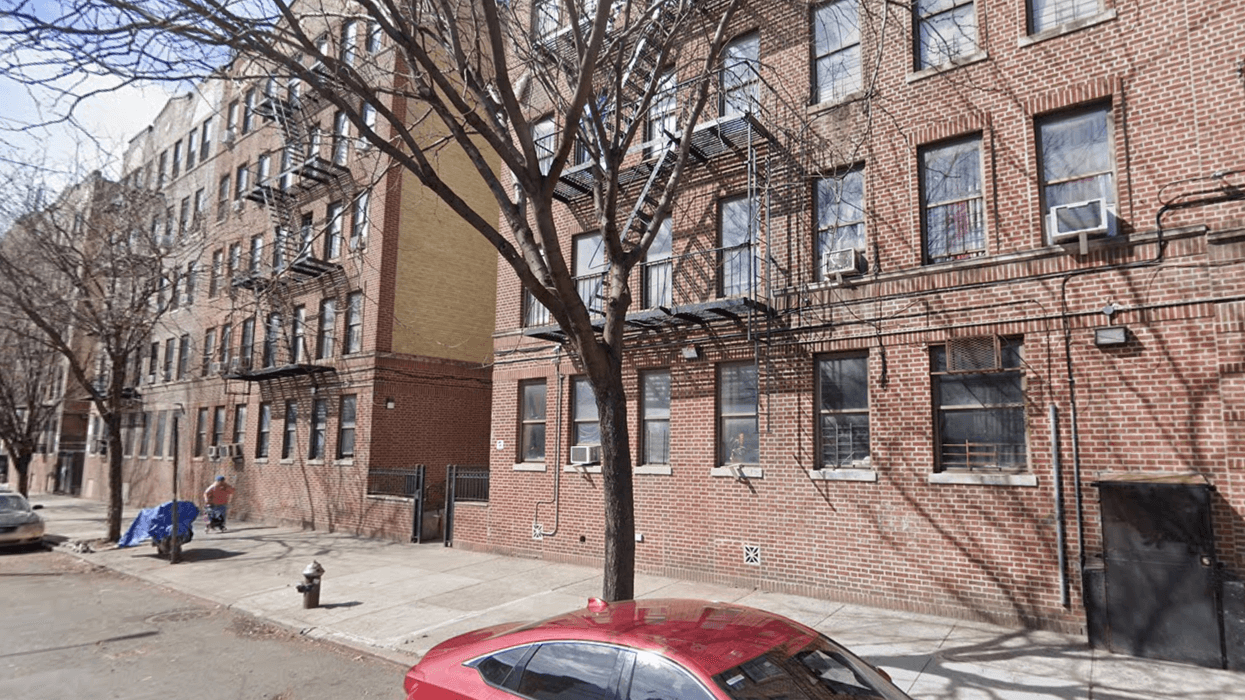 1335 College Avenue in the Bronx where stabbing occurred.
