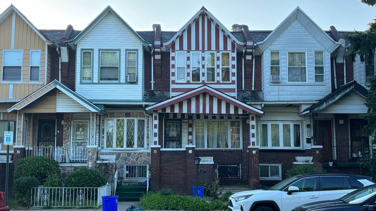 15-year-old girl suspected of stabbing grandmother to death in Cobbs Creek home