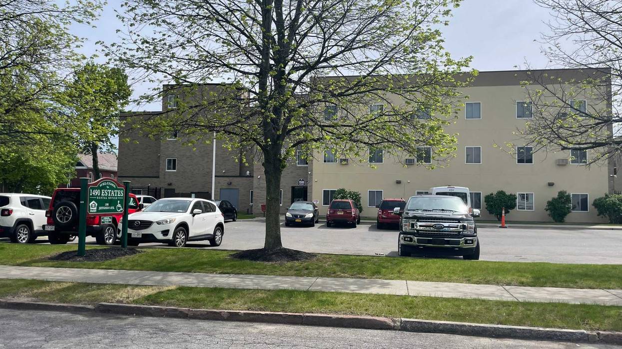 1500 Jefferson Avenue apartments
