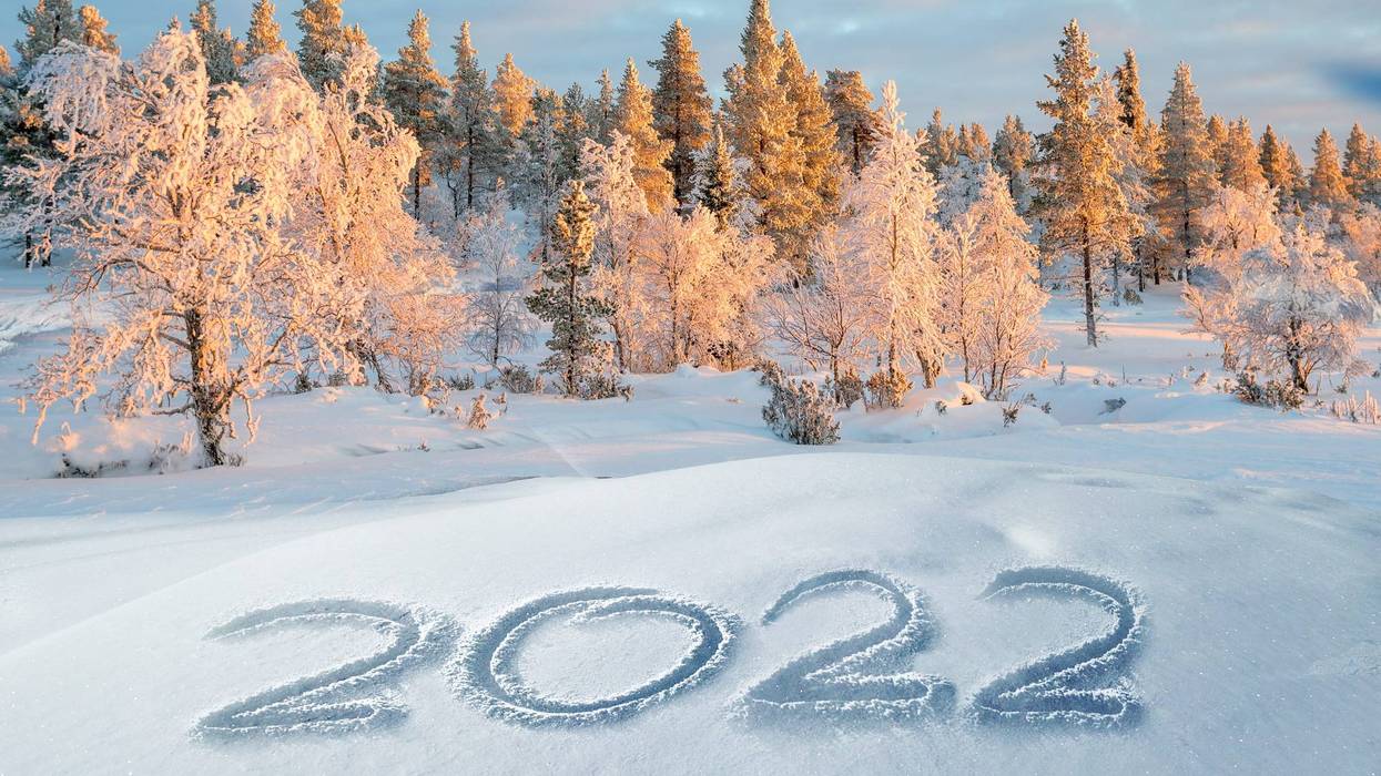 2022 written in the snow