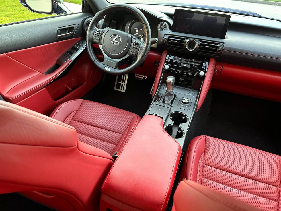 2023 Lexus IS 500 Premium