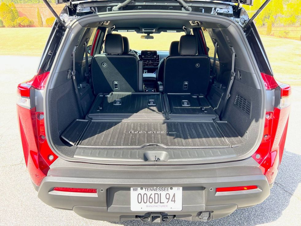 2023 Nissan Pathfinder Rock Creek 4WD trunk view