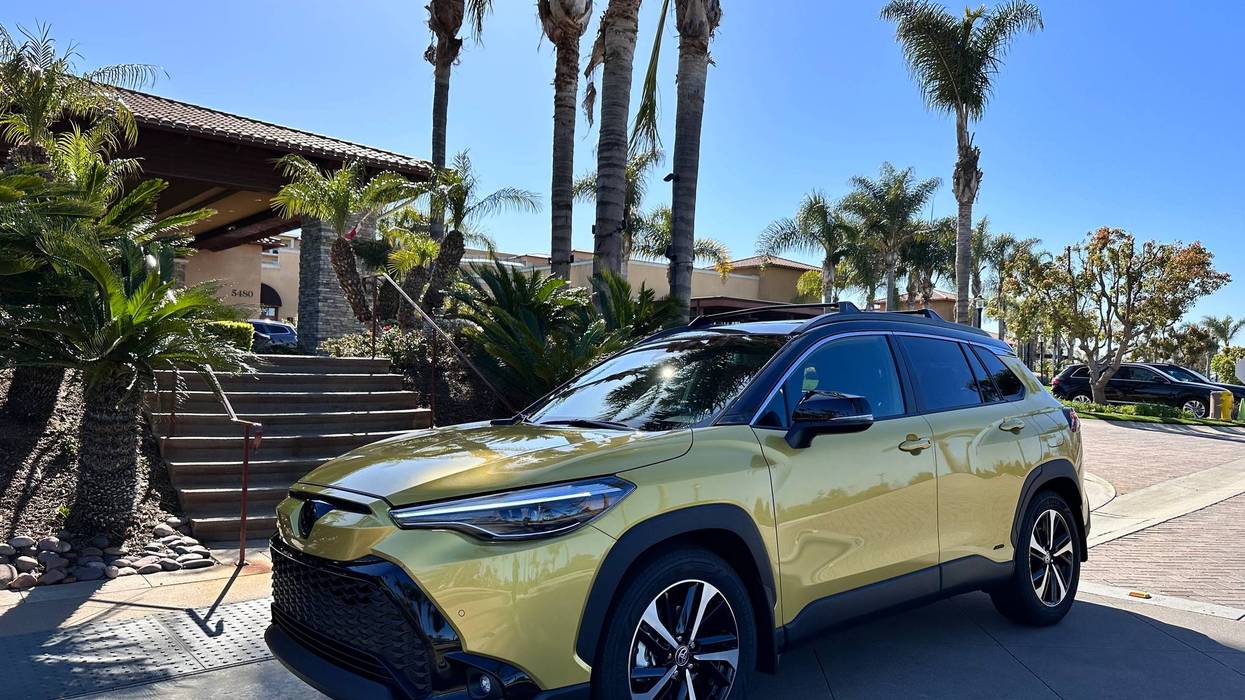 2023 Toyota Corolla Cross Hybrid front view