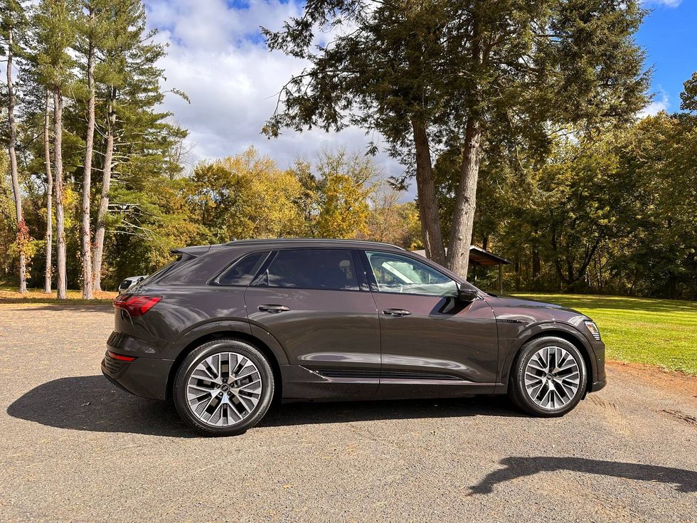 2024 Audi Q8 e-tron