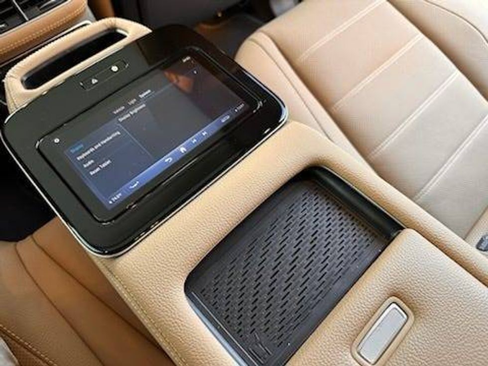 2024 Mercedes GLS580