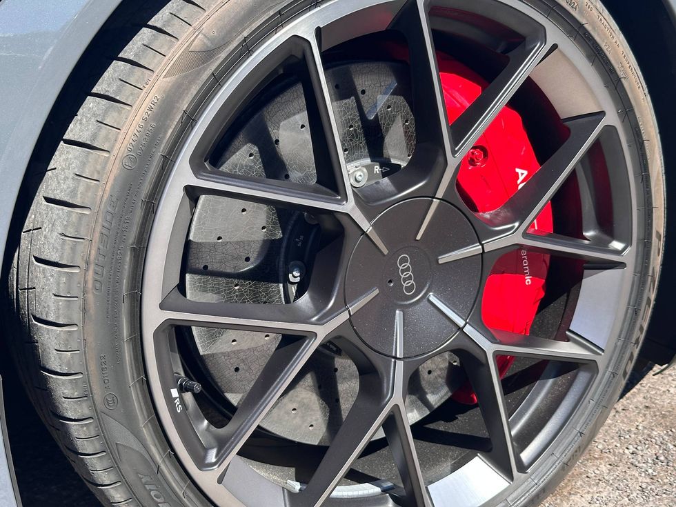 2025 Audi RS e-tron GT Performance