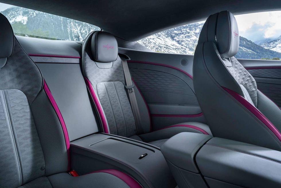 2025-Bentley-Continental-GTC-Cockpit