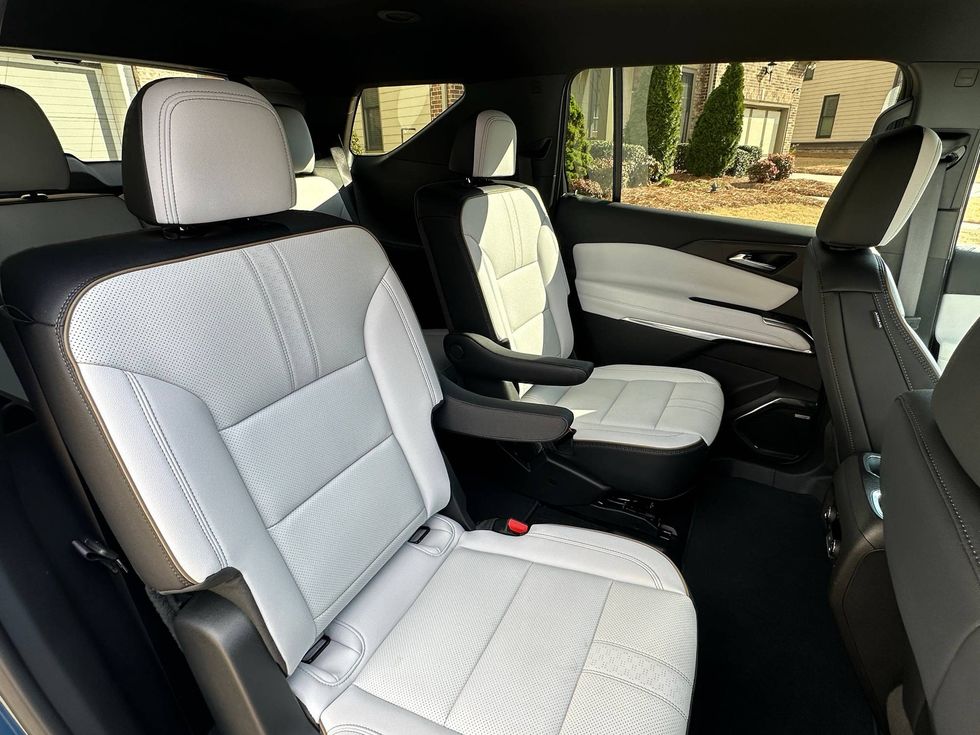 2025 Chevrolet Traverse High Country FWD