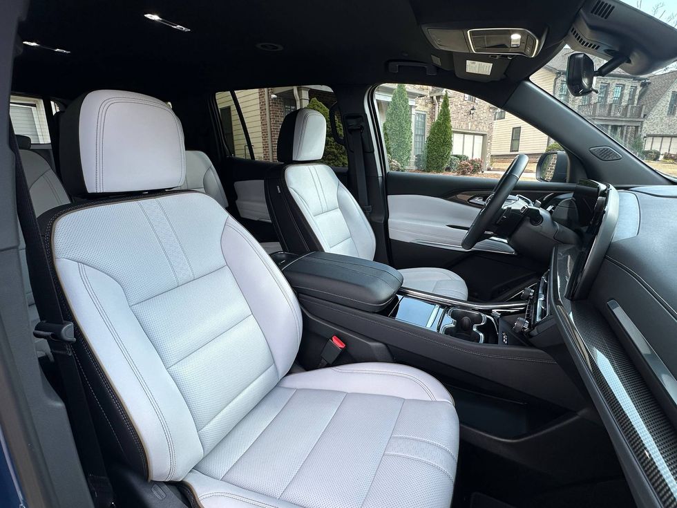 2025 Chevrolet Traverse High Country FWD