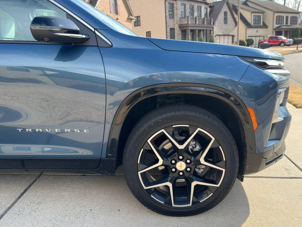 2025 Chevrolet Traverse High Country FWD