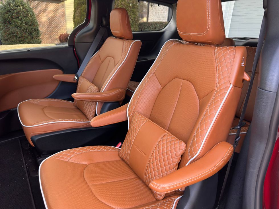 2025 Chrysler Pacifica Plug-In Hybrid Pinnacle