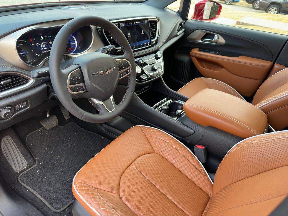 2025 Chrysler Pacifica Plug-In Hybrid Pinnacle