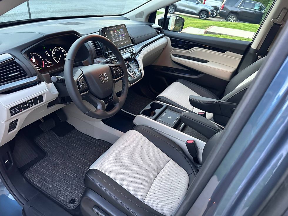 2025 Honda Odyssey Elite
