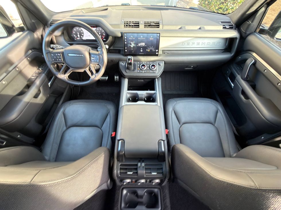2025 Land Rover Defender 130
