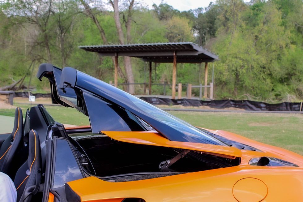 2025 McLaren Artura Spider