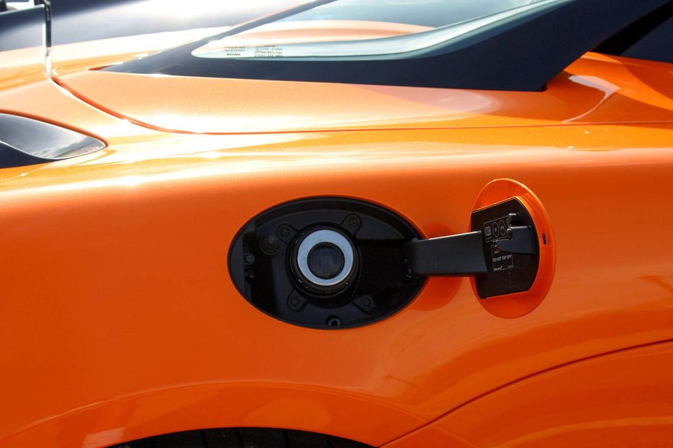 2025 McLaren Artura Spider