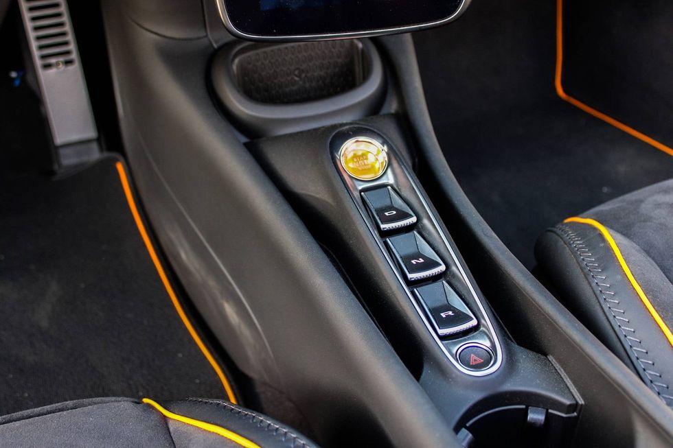 2025 McLaren Artura Spider