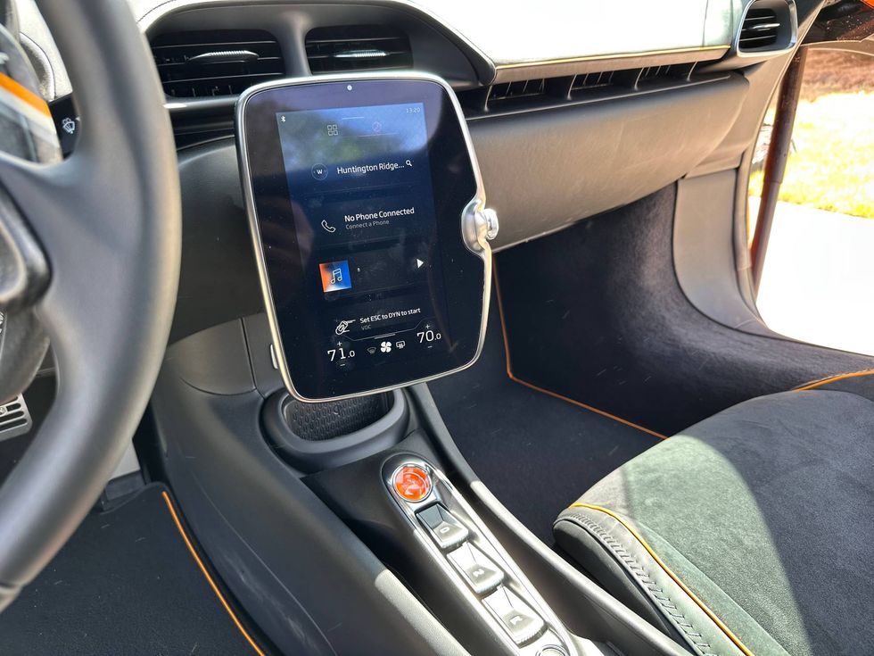 2025 McLaren Artura Spider