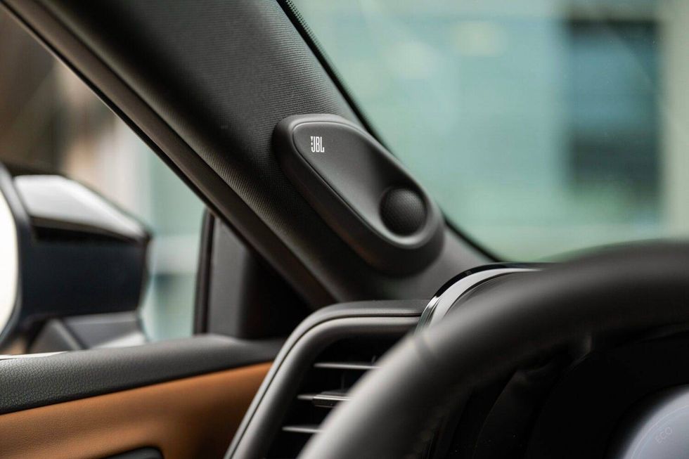 2025 Toyota Crown Signia Limited