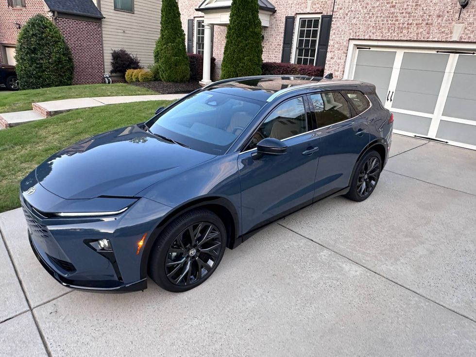 2025 Toyota Crown Signia Limited