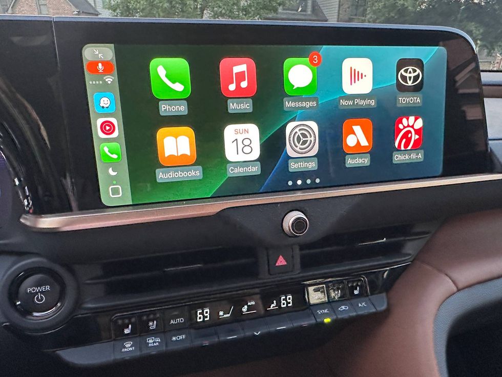 2025 Toyota Crown Signia Limited