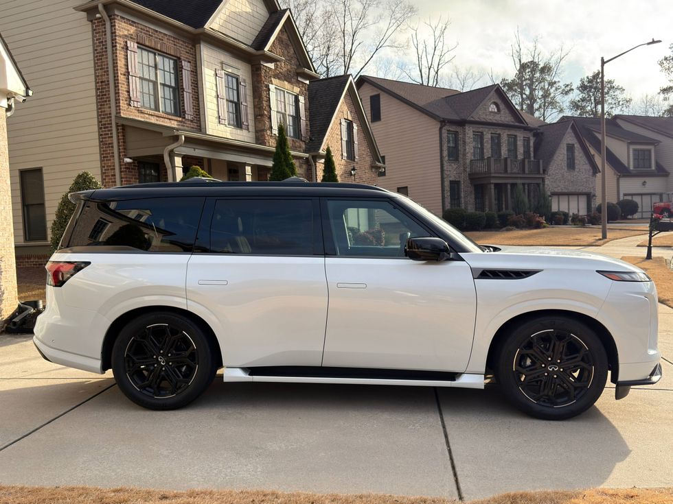 2026 Infiniti QX80 Sport