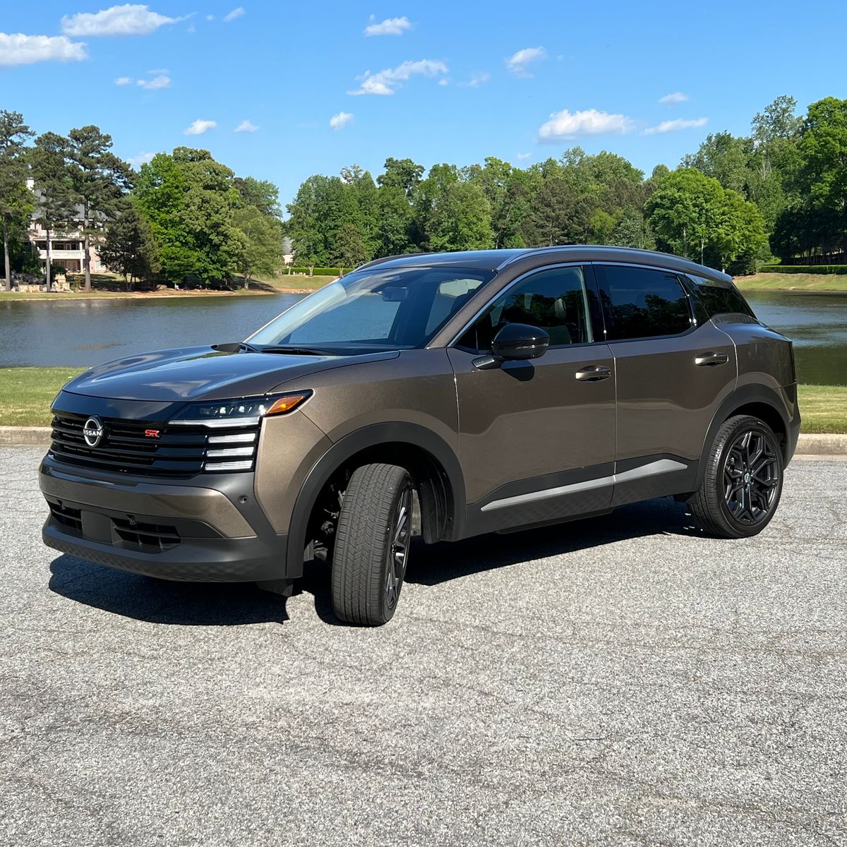 2026 Nissan Kicks SR AWD