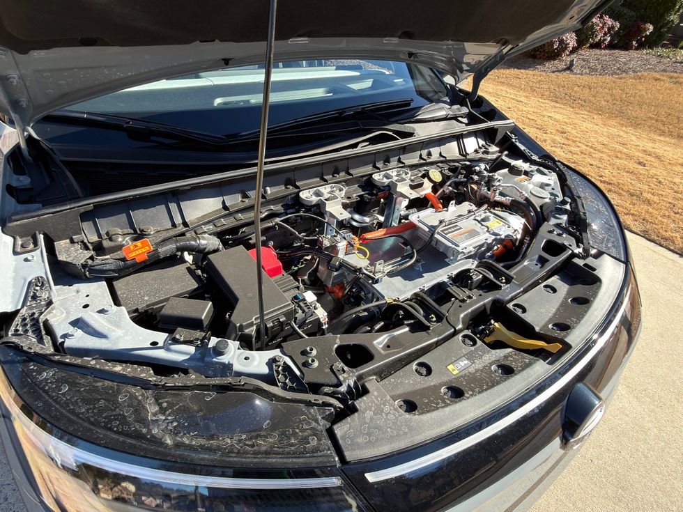 2026 Nissan LEAF Platinum+ FWD