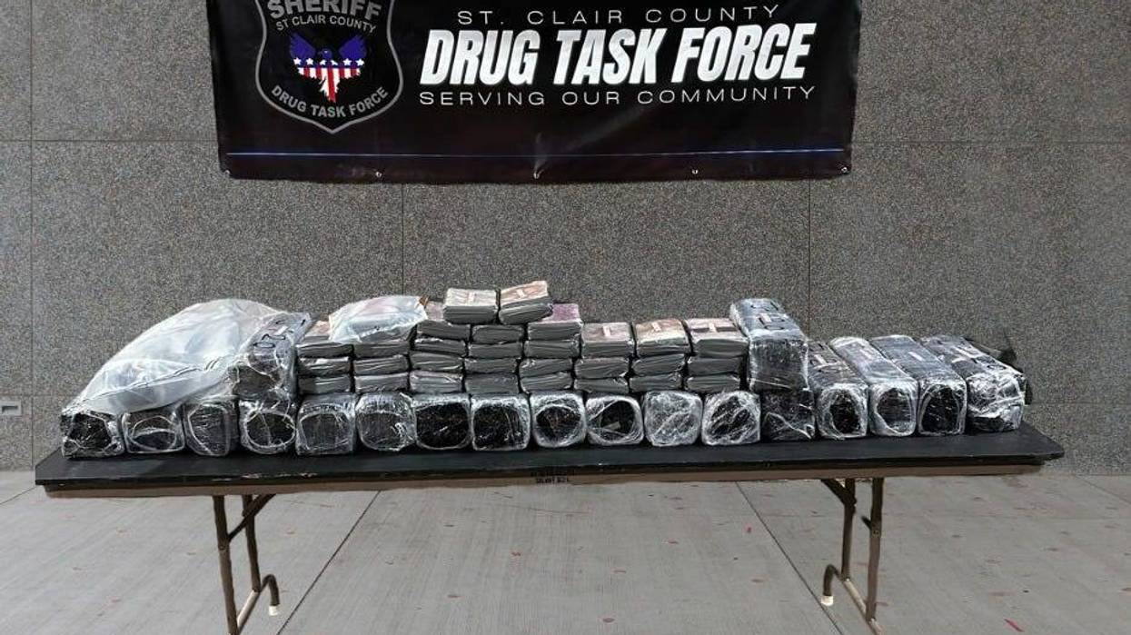 370 lbs. of cocaine seized near Blue Water Bridge