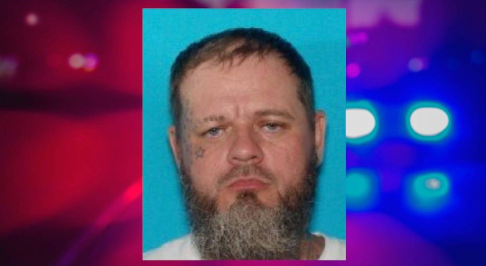 40-year-old Ray Tate accused in deadly crime spree.