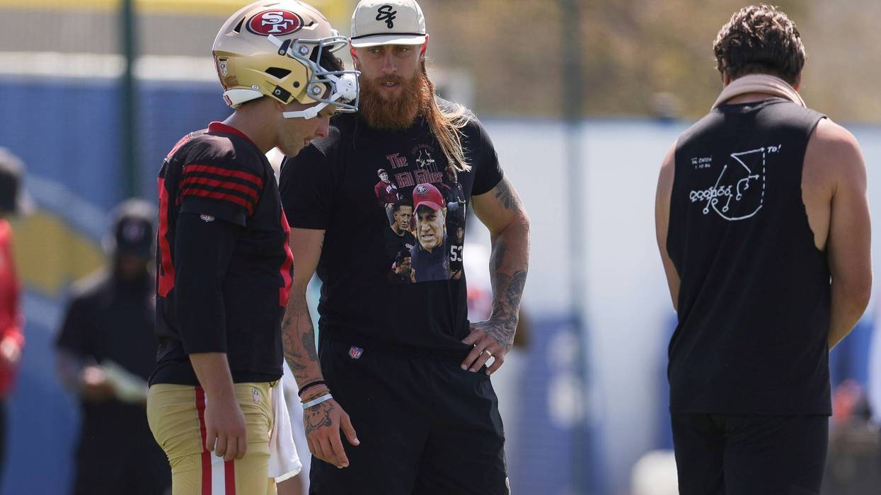 49ers Chargers Camp Football 584