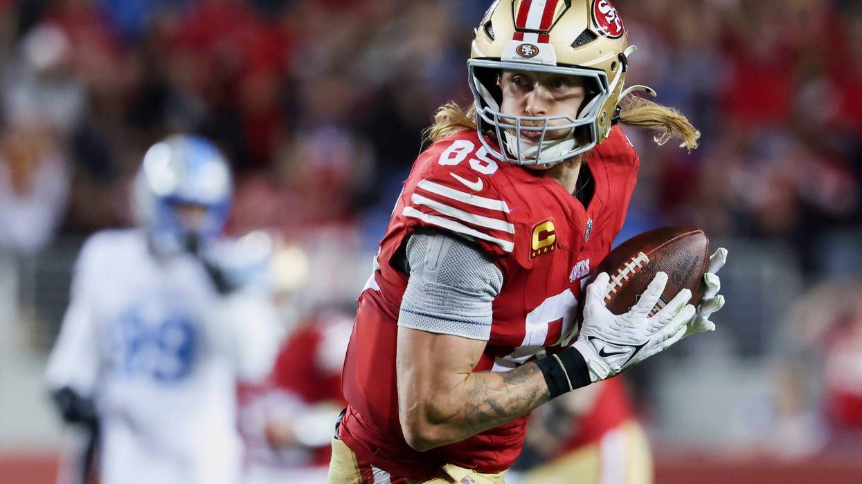 49ers Kittle Football