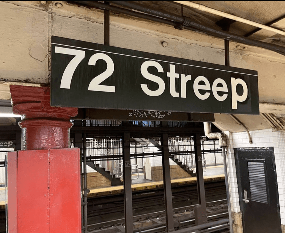 Subway station sign changed to '72nd Streep' for Meryl Streep's birthday