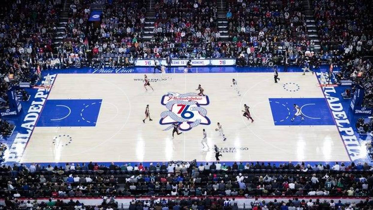 76ers to use 'snake' logo at center court for playoffs
