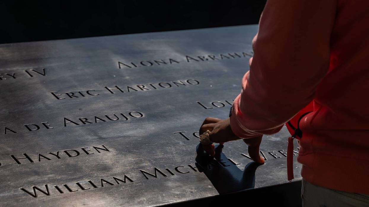 9/11 memorial plaque