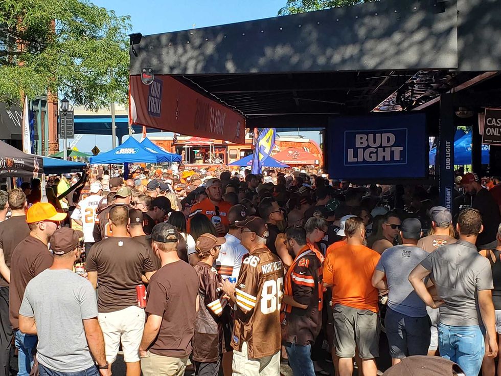 92.3 The Fan - Ultimate Tailgate