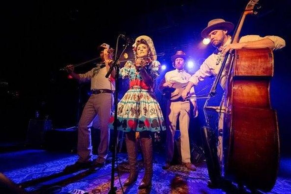 93XRT Pop-Up Concert with Sierra Ferrell at Joe