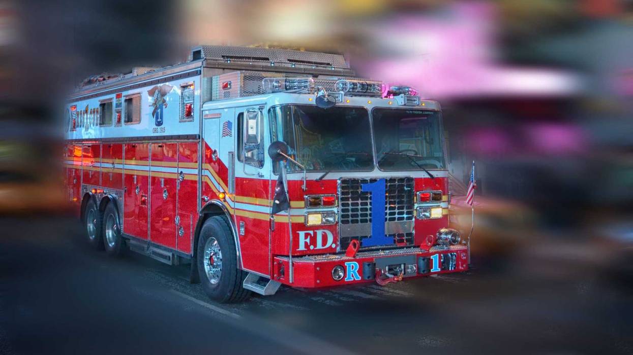 A alleged arsonist is facing a federal arson charge for starting a blaze at a Manhattan spa in June, prosecutors said Friday.