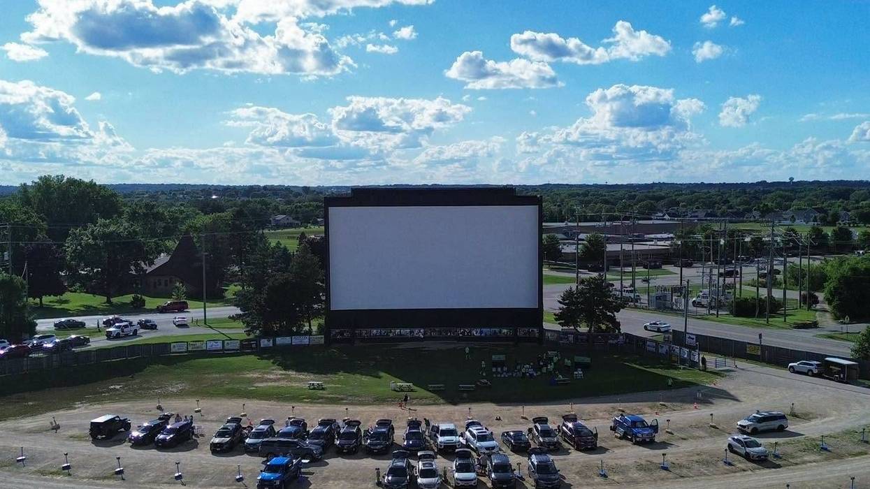 MLB bringing Cubs game, 'The Sandlot' and fireworks to McHenry drive-in