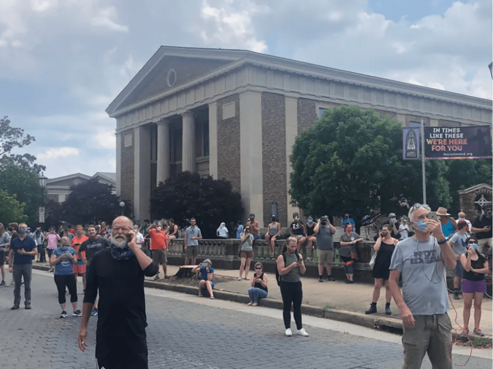 Easter on Parade Returns