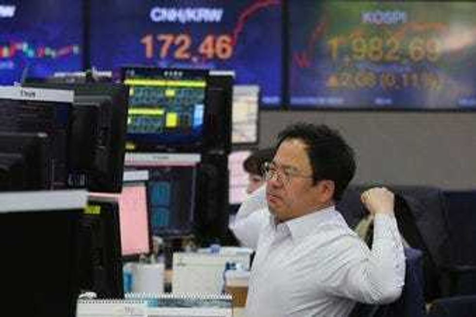 Stocks Close Higher as Investors Regain Some More Confidence