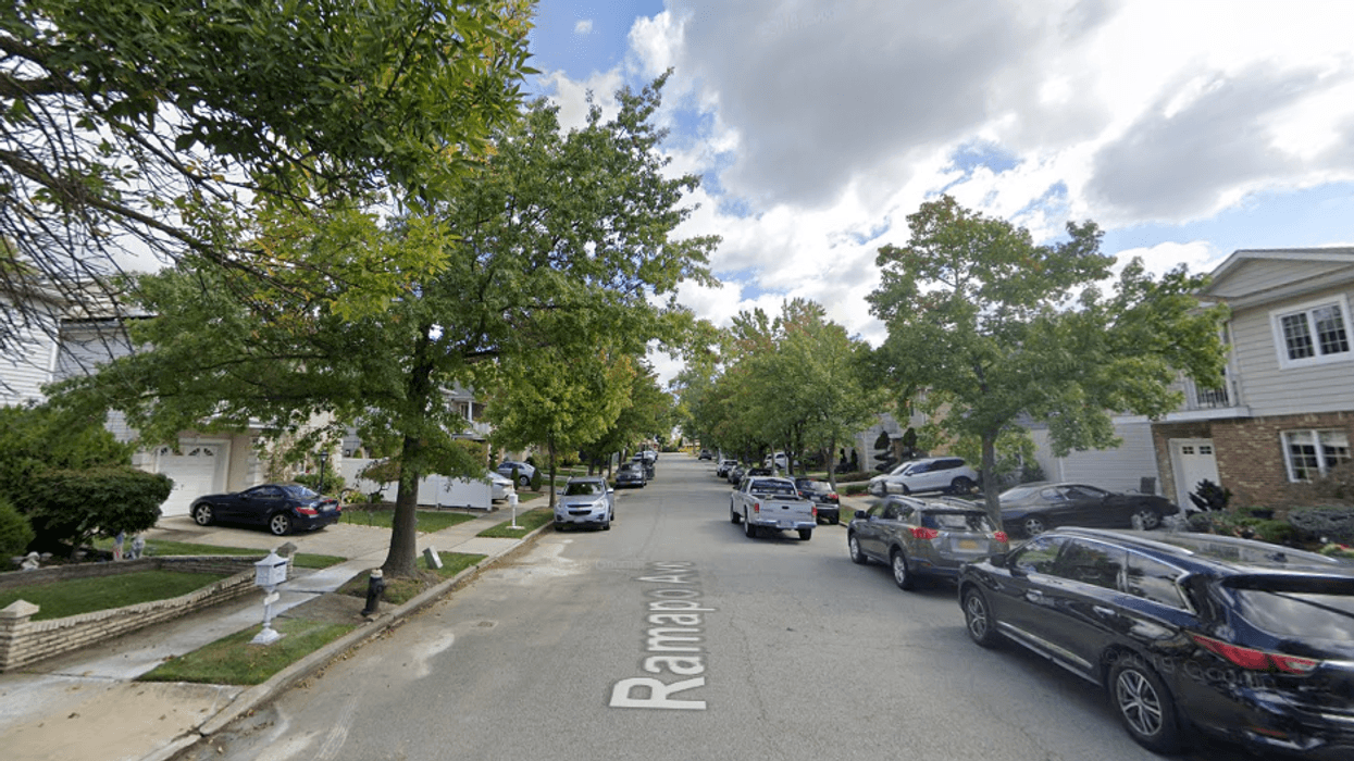 A fight between a mother and daughter Saturday turned deadly on Ramapo Avenue on Staten Island