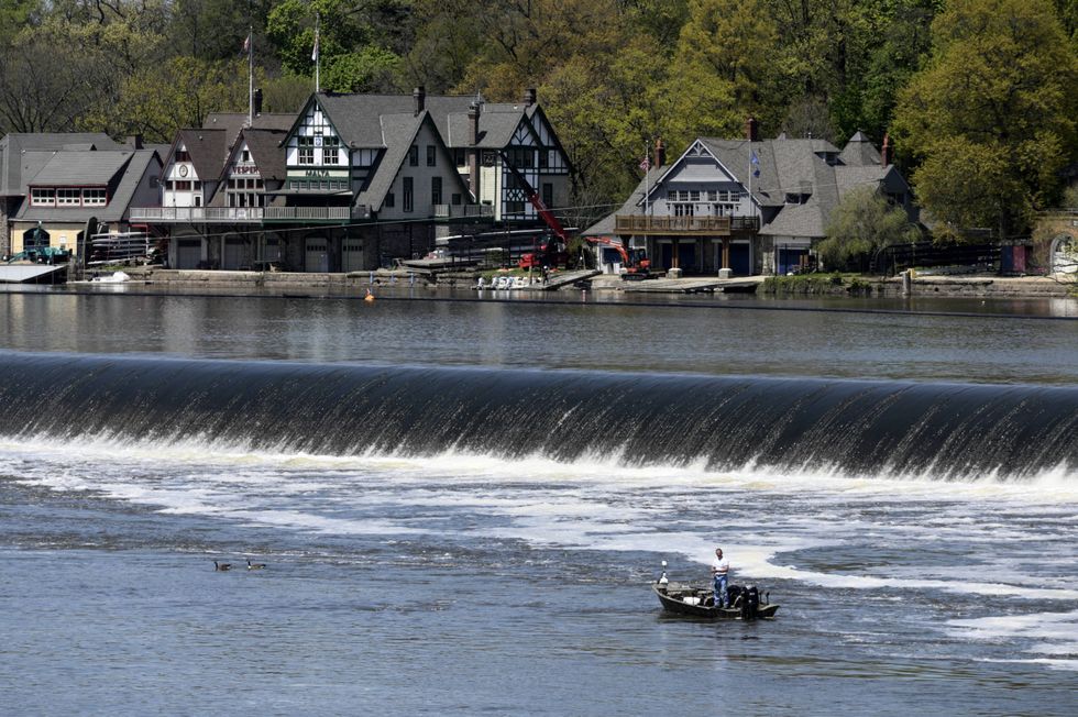 High levels of fecal bacteria found in Philadelphia waterways, report says