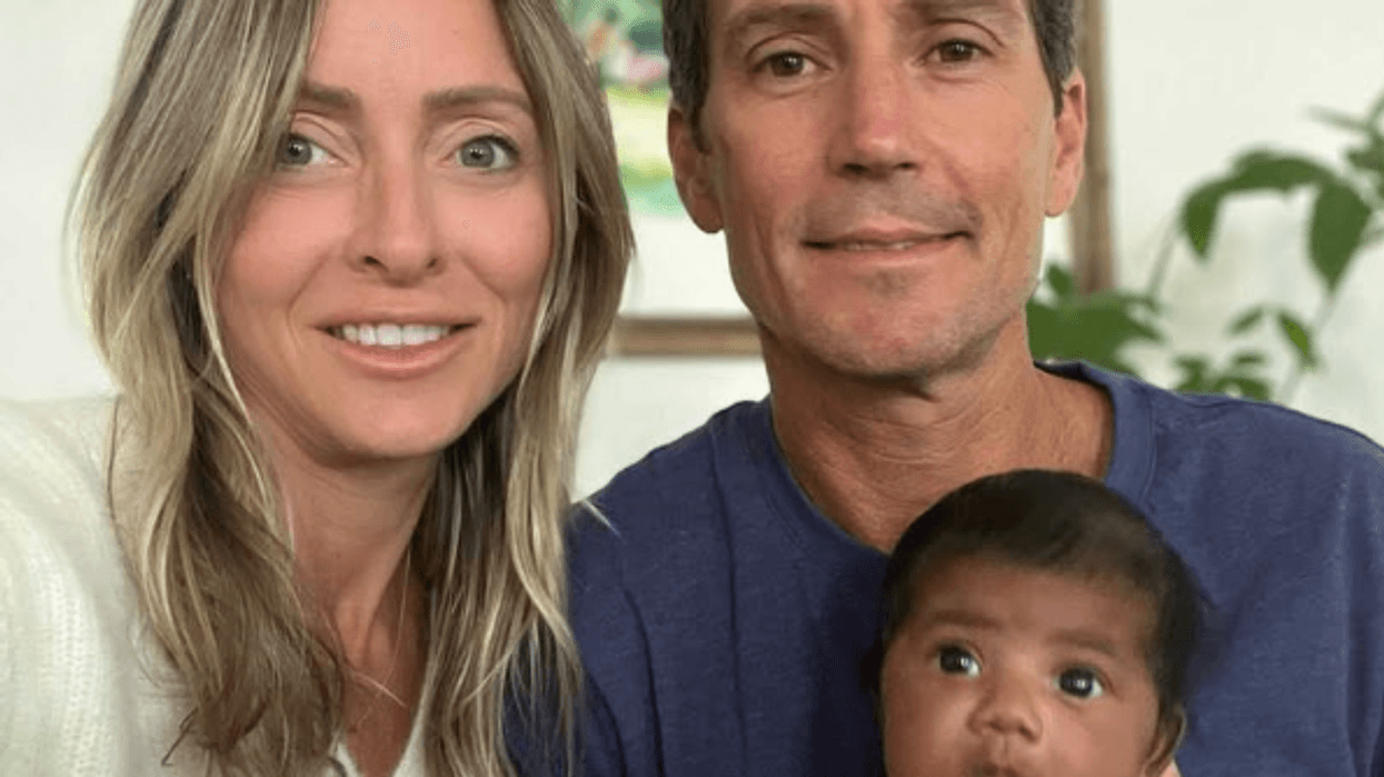 A Florida couple will continue raising their baby girl as their own after reaching a custody agreement with the child’s genetic parents following an embryo mix-up at a fertility clinic.