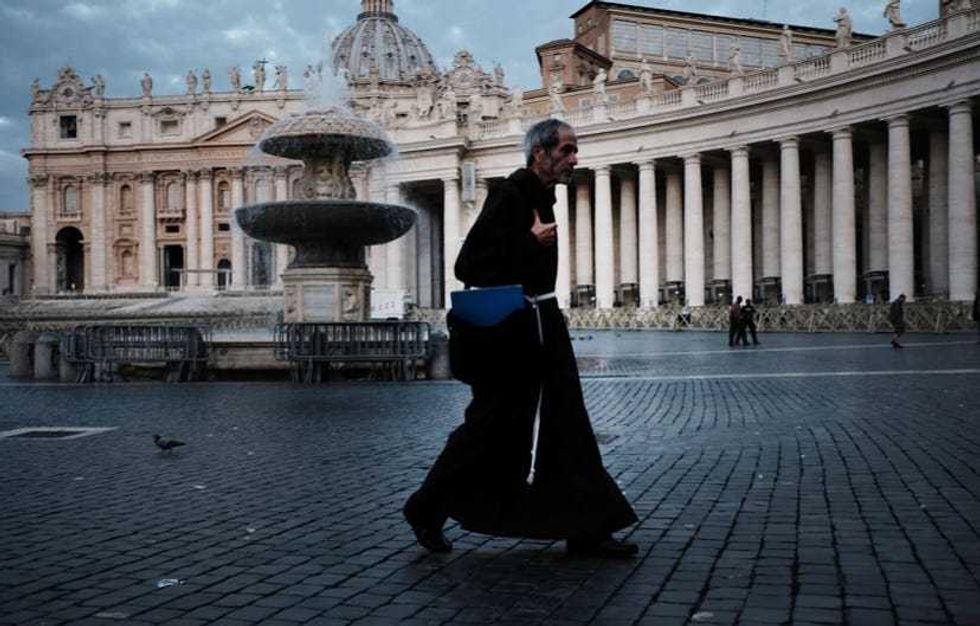 Catholic Church uses gay dating apps to catch priests: Report