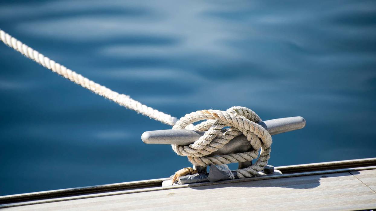 A Good Samaritan along with Downriver marine deputies are being praised for their quick thinking after a boat went up in smoke on the Fourth of July.