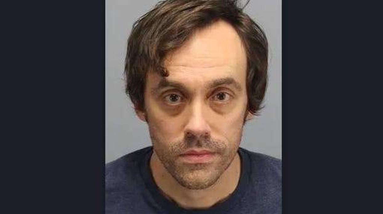 A Hazel Park Junior High School teacher is facing a misdemeanor charge after authorities say he knew about a note threating to blow up the building last week, but did nothing about it.