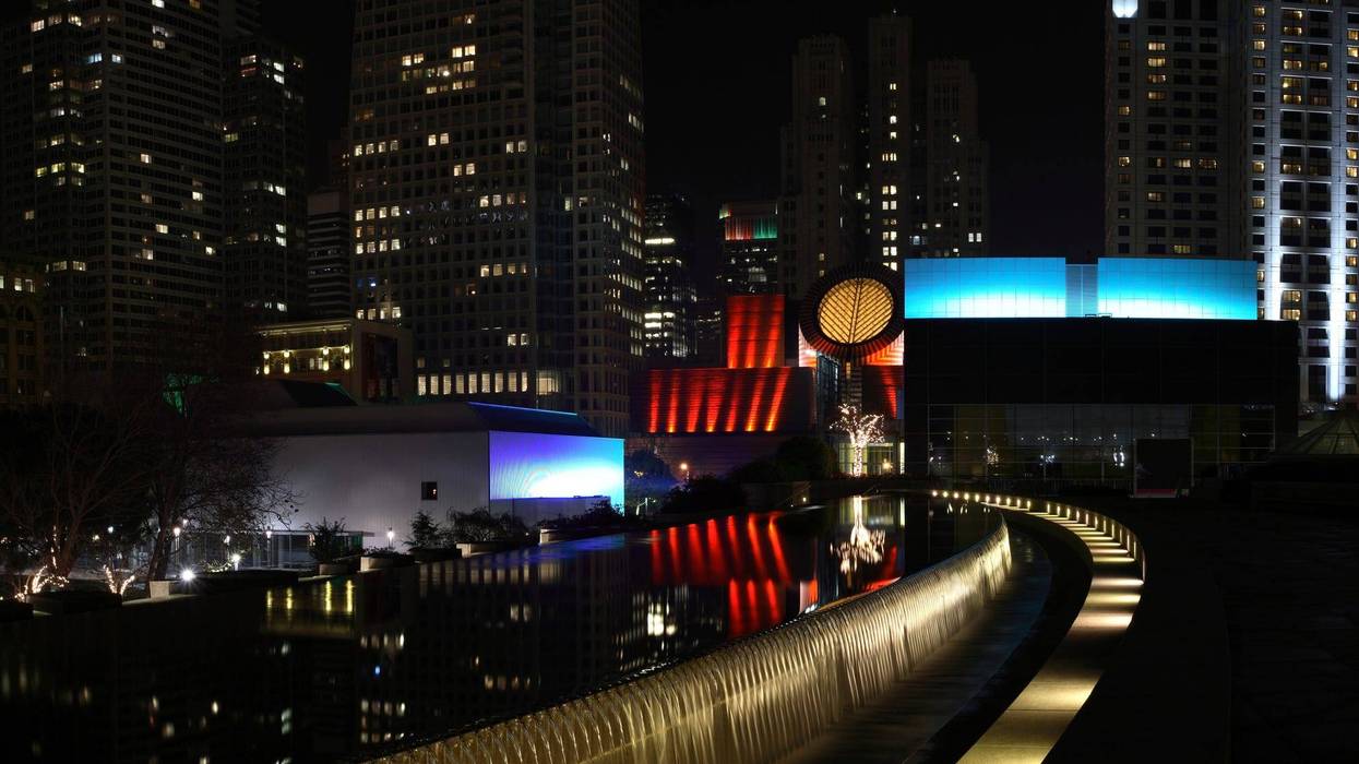 A man attacked a news crew outside of San Francisco's Metreon on Christmas.